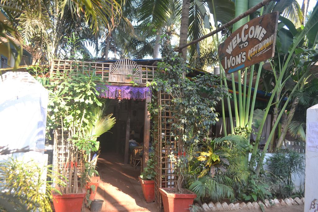 Ivon Guest House, Arambol Beach Buitenkant foto