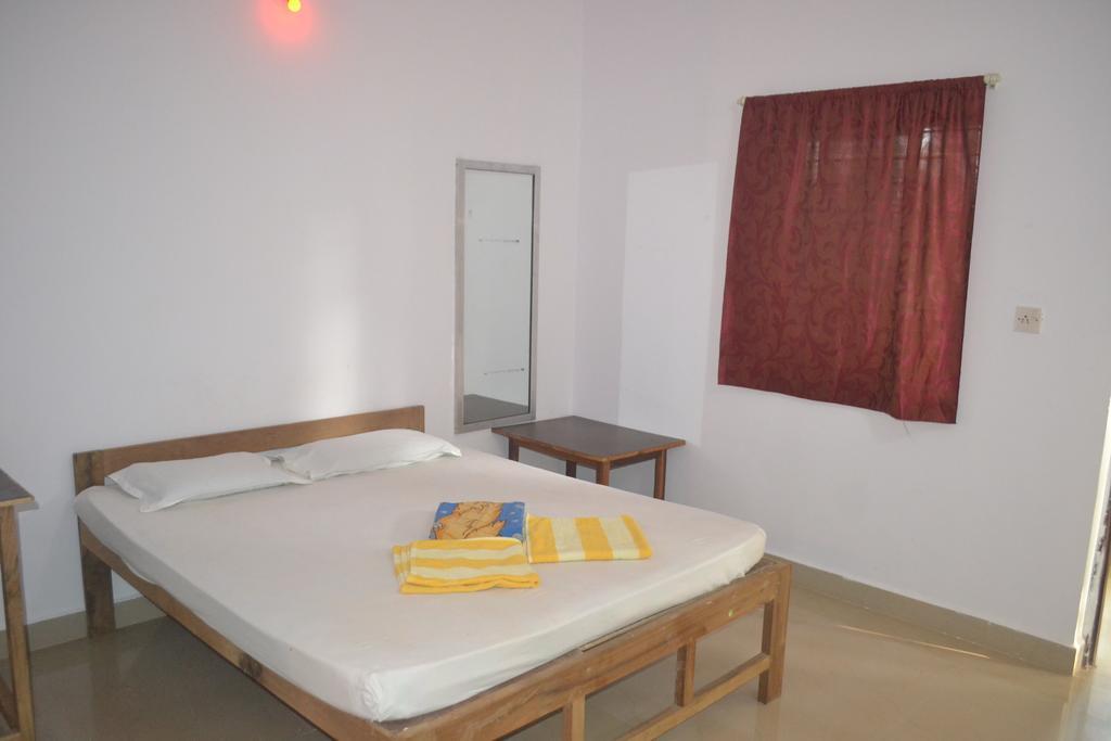 Ivon Guest House, Arambol Beach Buitenkant foto